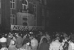 Demo 1989 vor dem Rathaus.