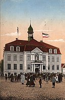 Das neu erbaute Rathaus