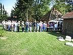 Schlangestehen vor dem Backhaus